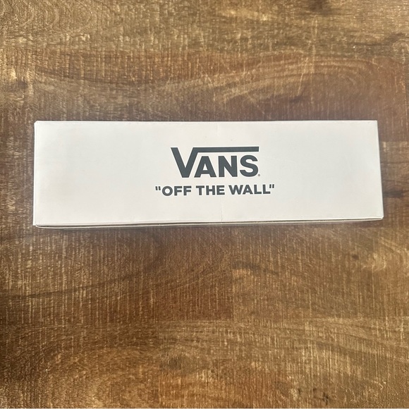 Vans Family 54 Piece Jenga Game New Sealed - Picture 5 of 5